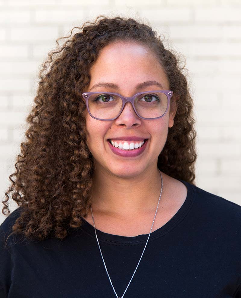Carla Burns headshot