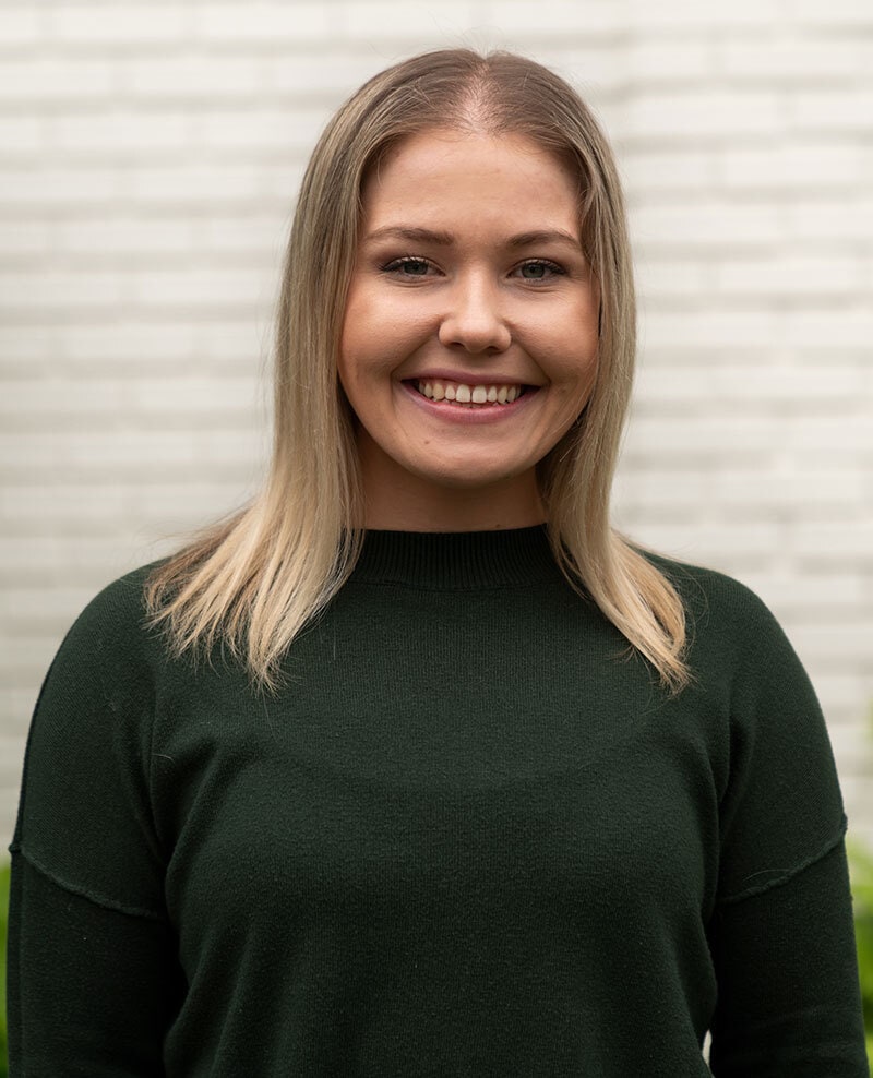 Kali Rauhe headshot