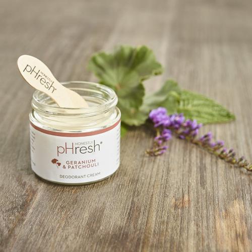 Honestly pHresh Geranium and Patchouli Deodorant Cream (2017 formulation)