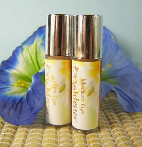 Green Beauty Cosmetics Eye Brightener, Light  (2018 formulation)
